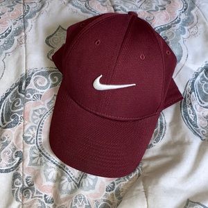 NIKE HAT